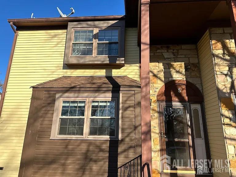 5 Hannah Drive South Brunswick NJ 08810