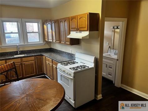 186 Comstock Street New Brunswick NJ 08901