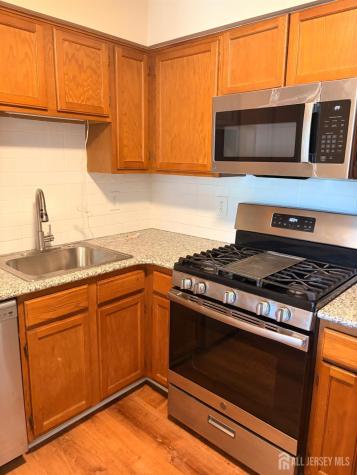224 Waterford Drive Edison NJ 08817