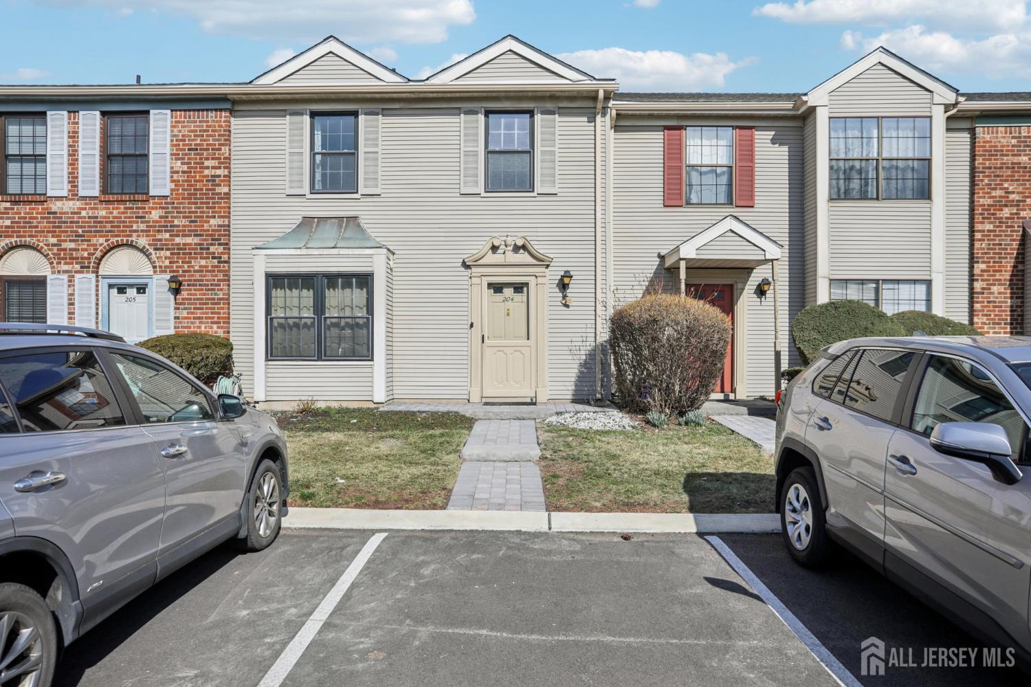 204 Hampshire Court Piscataway NJ 08854