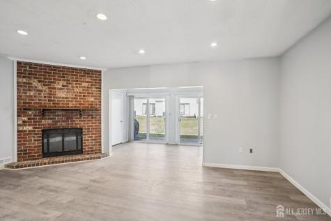204 Hampshire Court Piscataway NJ 08854
