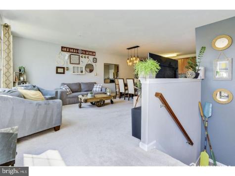 319 Kramer Court Florence NJ 08518