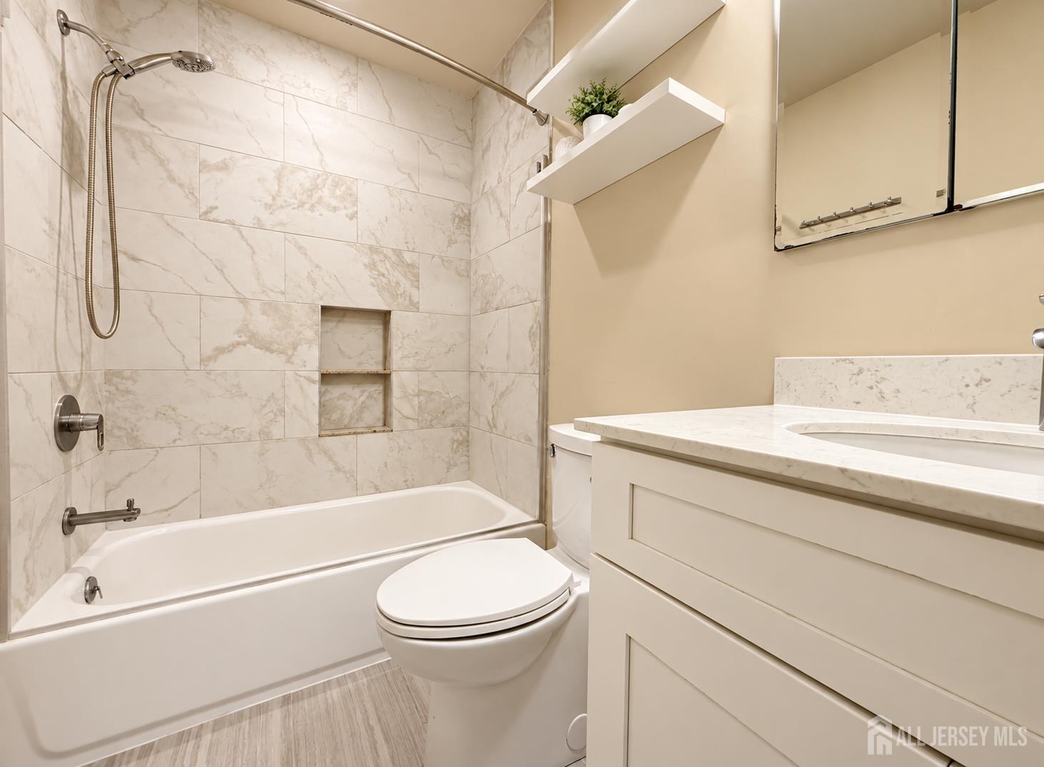 342 Crosspointe Drive East Brunswick NJ 08816