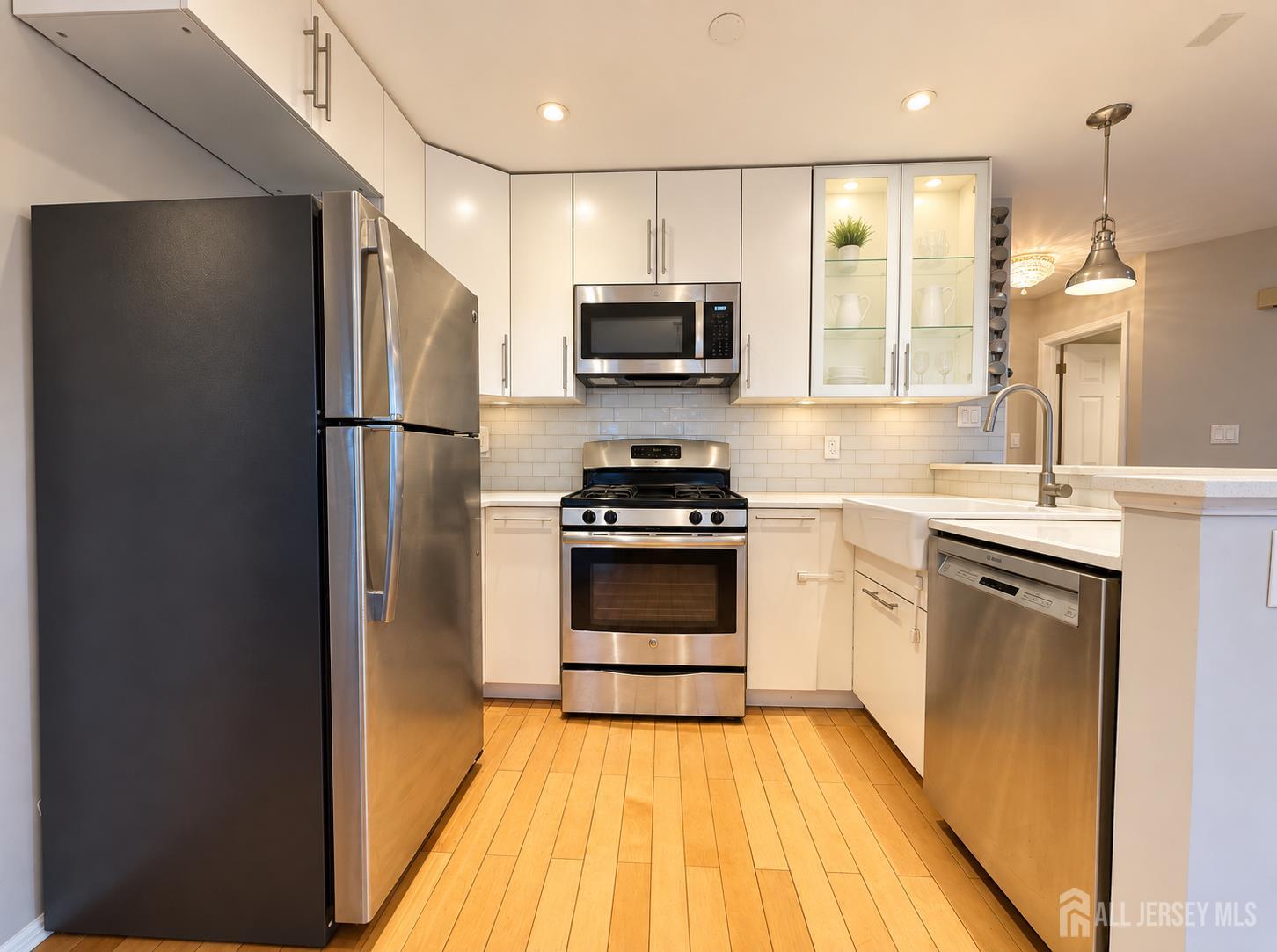 342 Crosspointe Drive East Brunswick NJ 08816