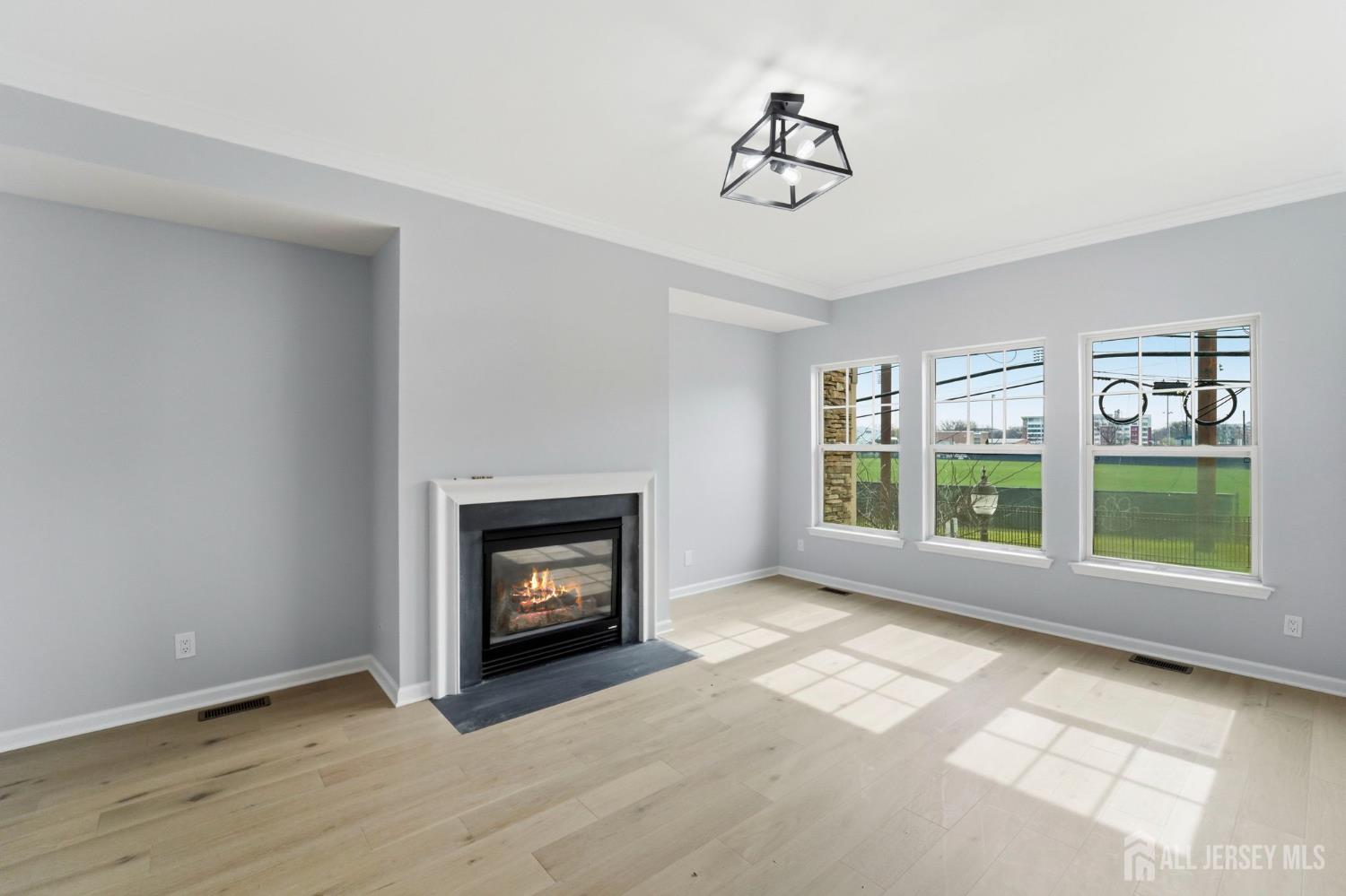 704 Green Lane Union Twp NJ 07083