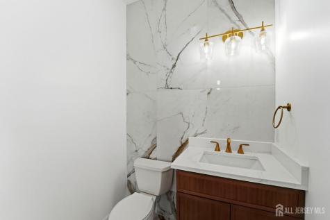 704 Green Lane Union Twp NJ 07083