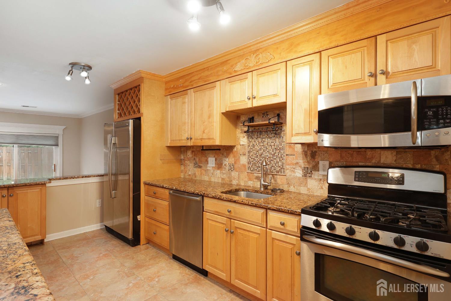117 Lexington Circle Matawan NJ 07747