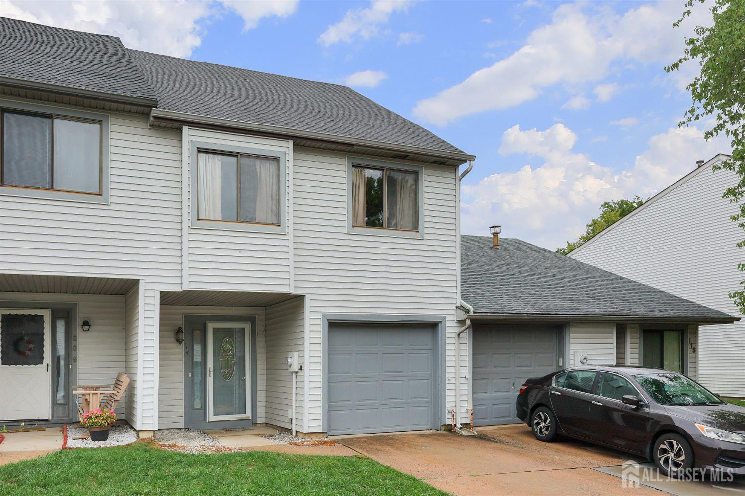 117 Lexington Circle Matawan NJ 07747