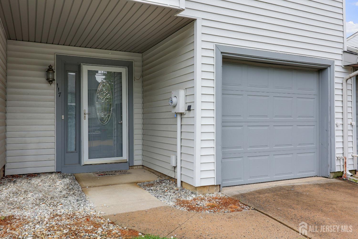 117 Lexington Circle Matawan NJ 07747