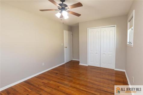 10 Eardley Road Edison NJ 08817