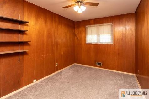 10 Eardley Road Edison NJ 08817