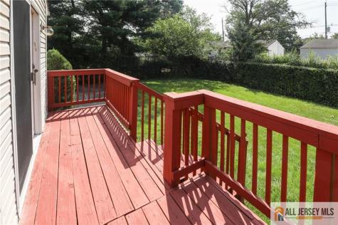 10 Eardley Road Edison NJ 08817