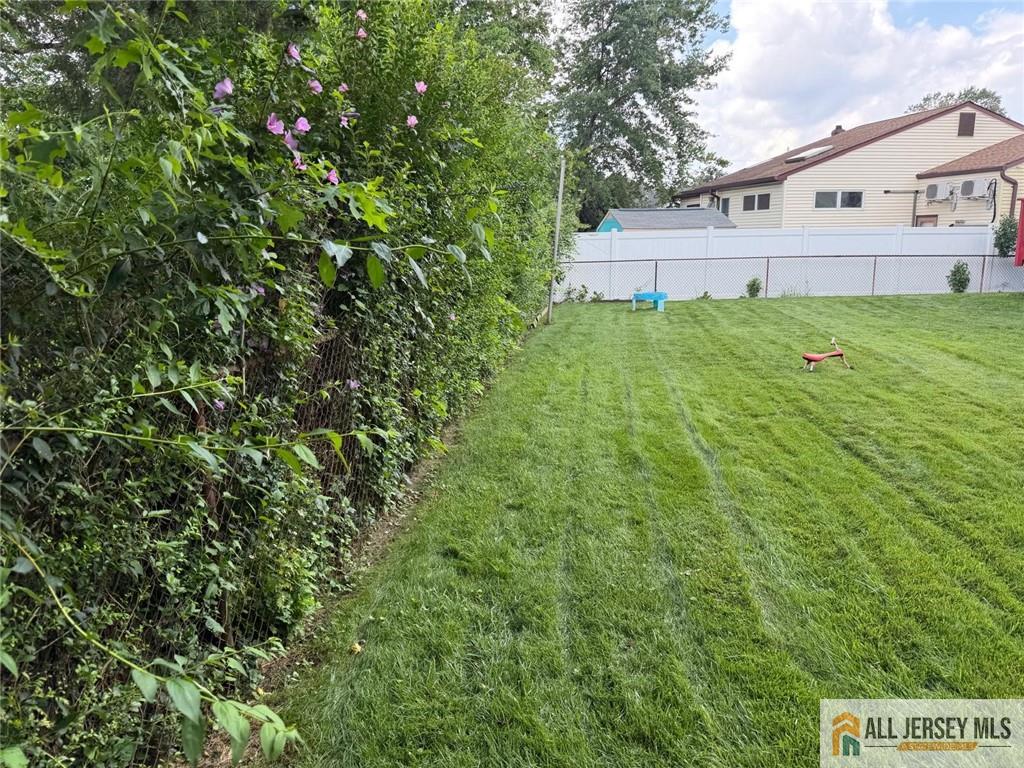 10 Eardley Road Edison NJ 08817