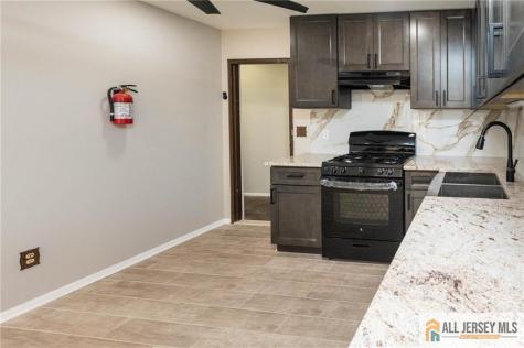 10 Eardley Road Edison NJ 08817
