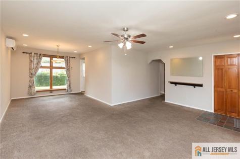 10 Eardley Road Edison NJ 08817