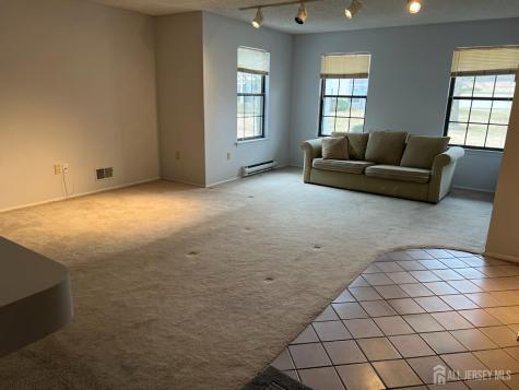 196 Wycoff W Way East Brunswick NJ 08816
