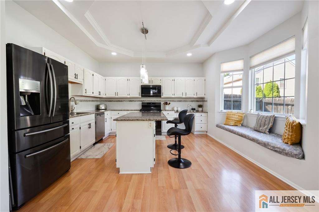 67 Glen Oaks Court Old Bridge NJ 08857