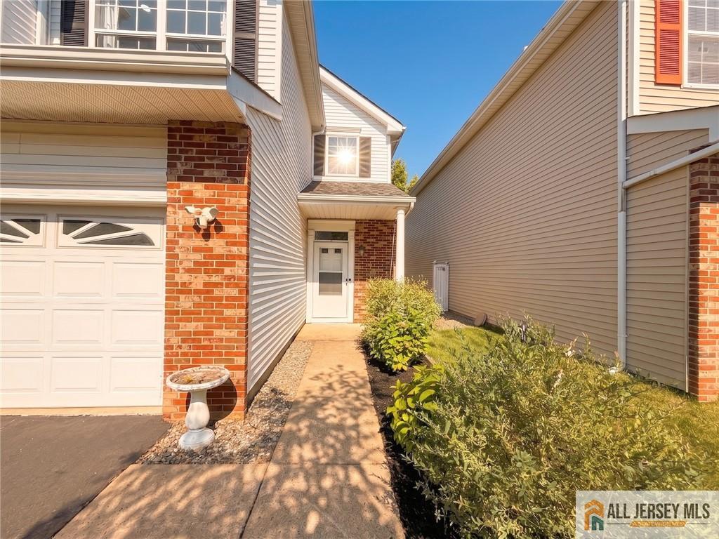 67 Glen Oaks Court Old Bridge NJ 08857