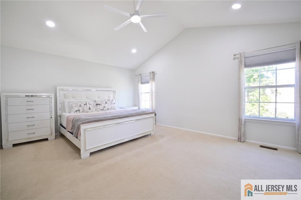 67 Glen Oaks Court Old Bridge NJ 08857