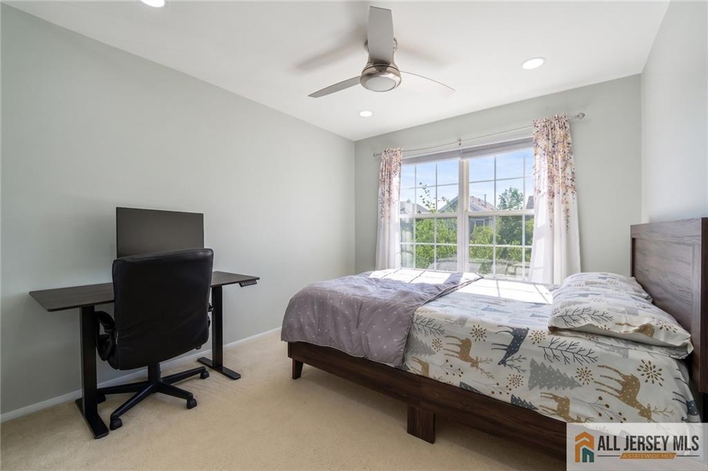 67 Glen Oaks Court Old Bridge NJ 08857