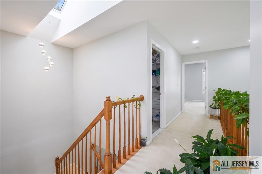 67 Glen Oaks Court Old Bridge NJ 08857