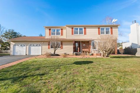 12 Mershon Lane Plainsboro NJ 08536