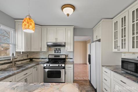 12 Mershon Lane Plainsboro NJ 08536