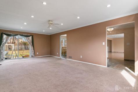 12 Mershon Lane Plainsboro NJ 08536