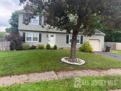 16 Wakefield Drive Edison NJ 08820