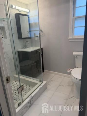 16 Wakefield Drive Edison NJ 08820
