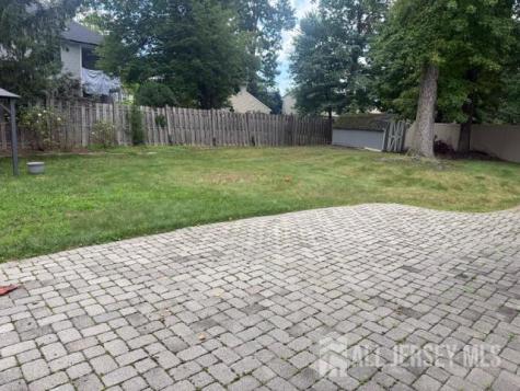 16 Wakefield Drive Edison NJ 08820