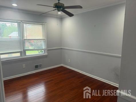 16 Wakefield Drive Edison NJ 08820