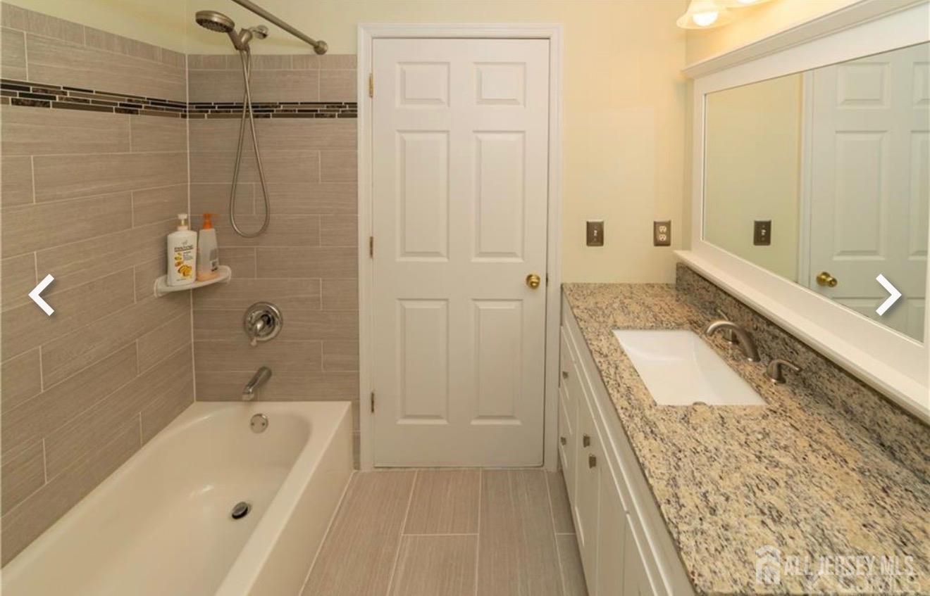 197 Windsong Circle East Brunswick NJ 08816