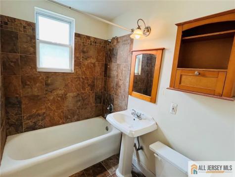 17 Elm Court Metuchen NJ 08840