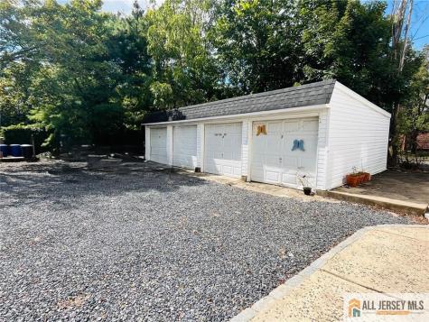 17 Elm Court Metuchen NJ 08840