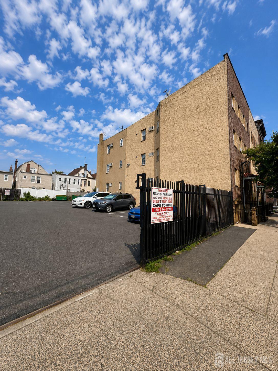 600 N 6th 2nd Floor Street N Newark NJ 07107