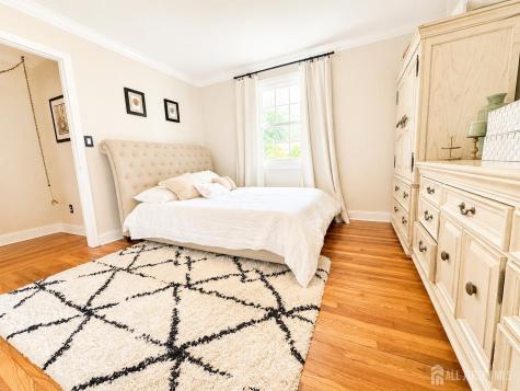 7 Morningside Road Colonia NJ 07067