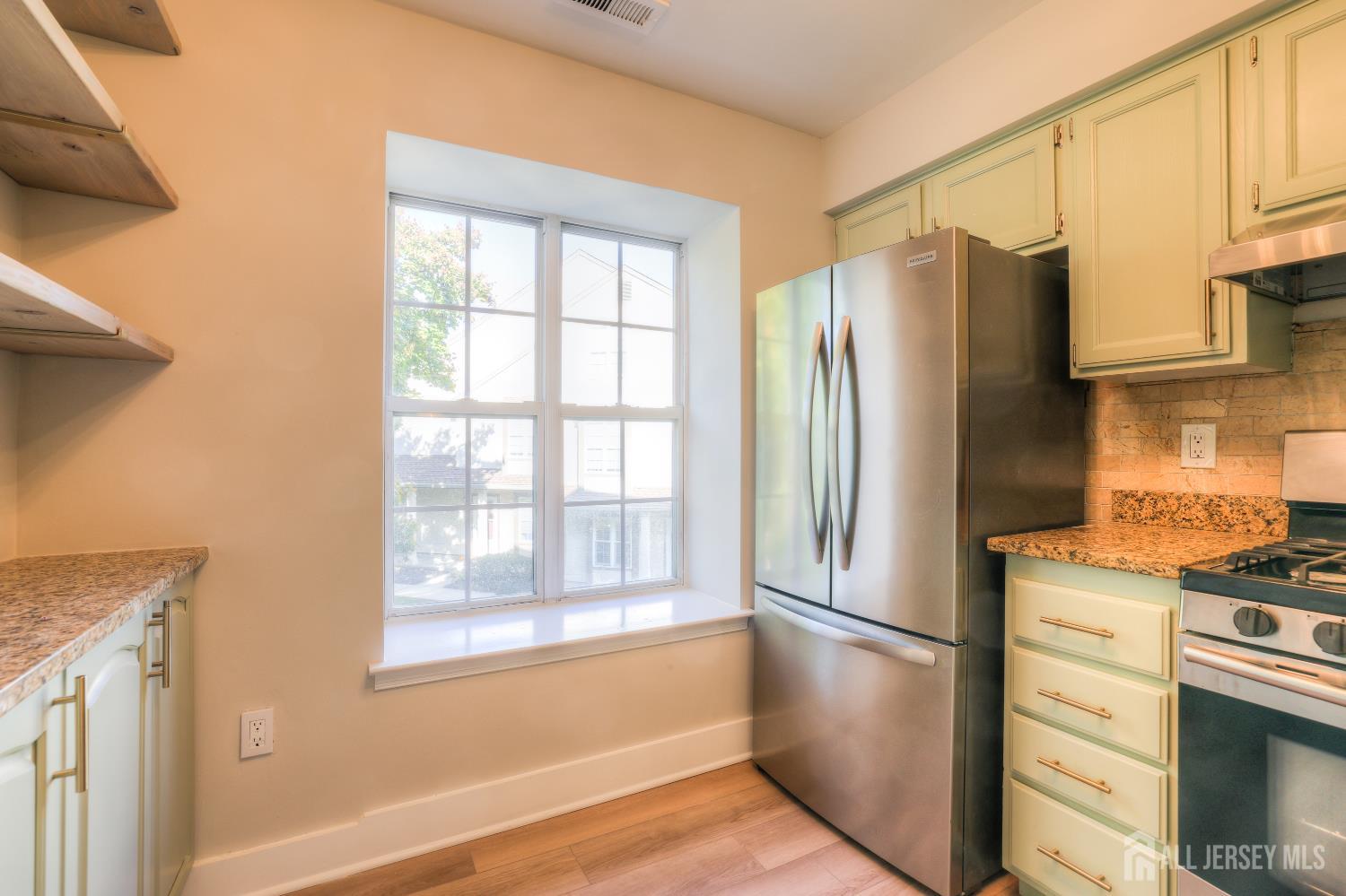 1307 Commons At Kingswood Drive East Brunswick NJ 08816