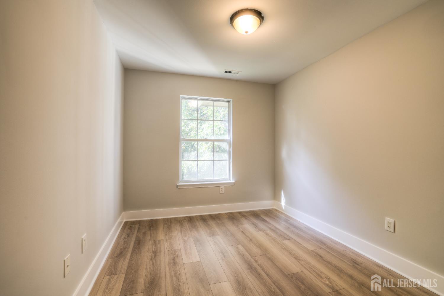 1307 Commons At Kingswood Drive East Brunswick NJ 08816
