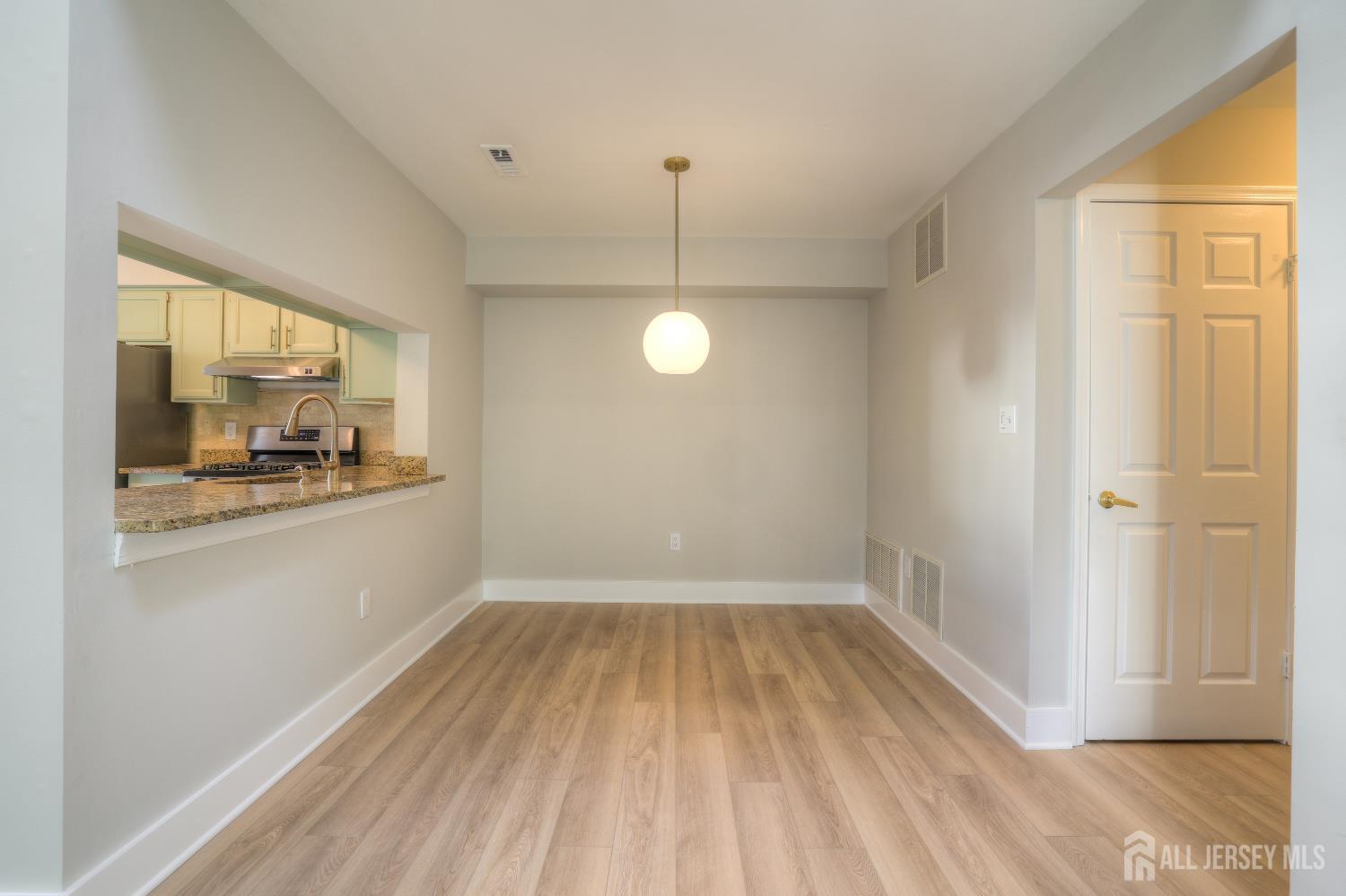 1307 Commons At Kingswood Drive East Brunswick NJ 08816