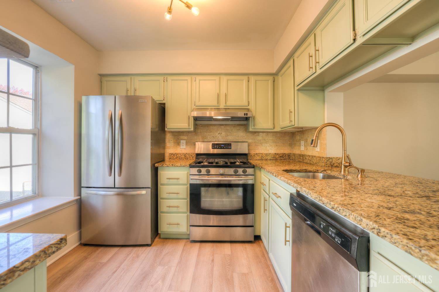 1307 Commons At Kingswood Drive East Brunswick NJ 08816
