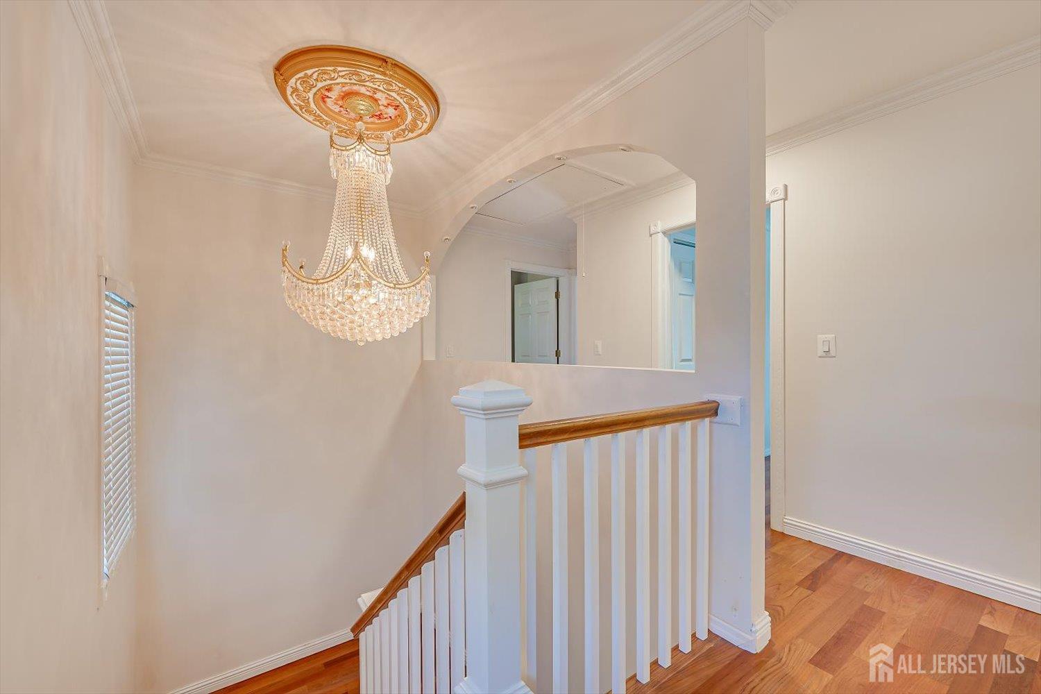 5 Hollywood Street Edison NJ 08820