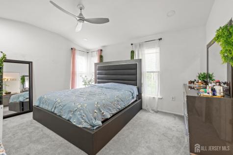17 Parkside Drive Jamesburg NJ 08831