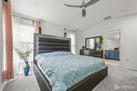 17 Parkside Drive Jamesburg NJ 08831