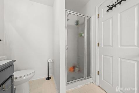 17 Parkside Drive Jamesburg NJ 08831