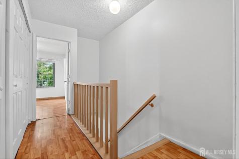 134 Pear Tree Lane Franklin NJ 08823