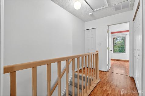 134 Pear Tree Lane Franklin NJ 08823