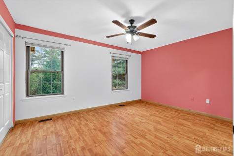 134 Pear Tree Lane Franklin NJ 08823
