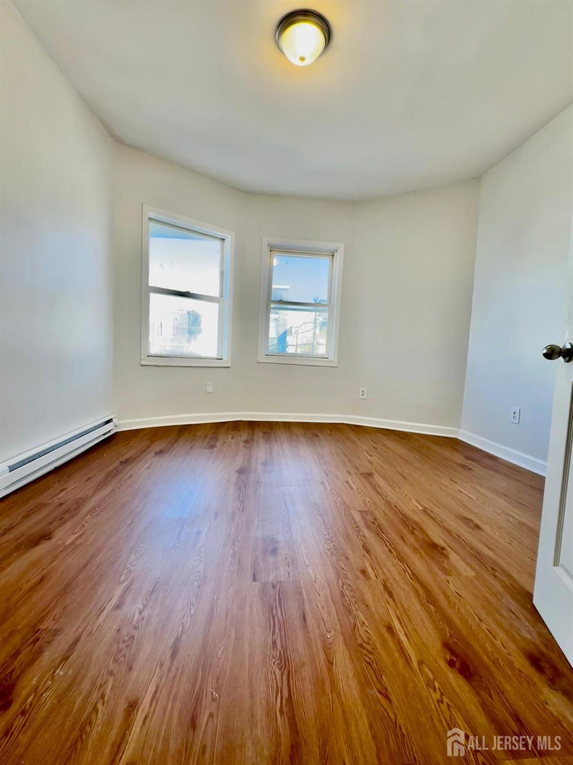 489 S 17th Street S Newark NJ 07103