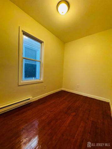 489 S 17th Street S Newark NJ 07103